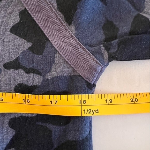 PrAna Cozy Up Sweatshirt Nautical Camo Size XS NWT - Picture 9 of 11